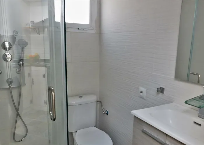 Apartamento Con Aparcamiento Exclusivo En Marbella *