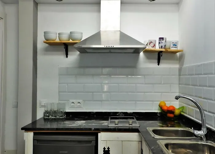 Con Aparcamiento Exclusivo En Апартаменти Марбелья